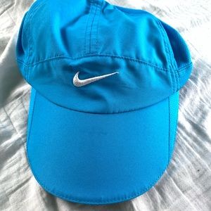 Nike Featherlight Dri-fit hat